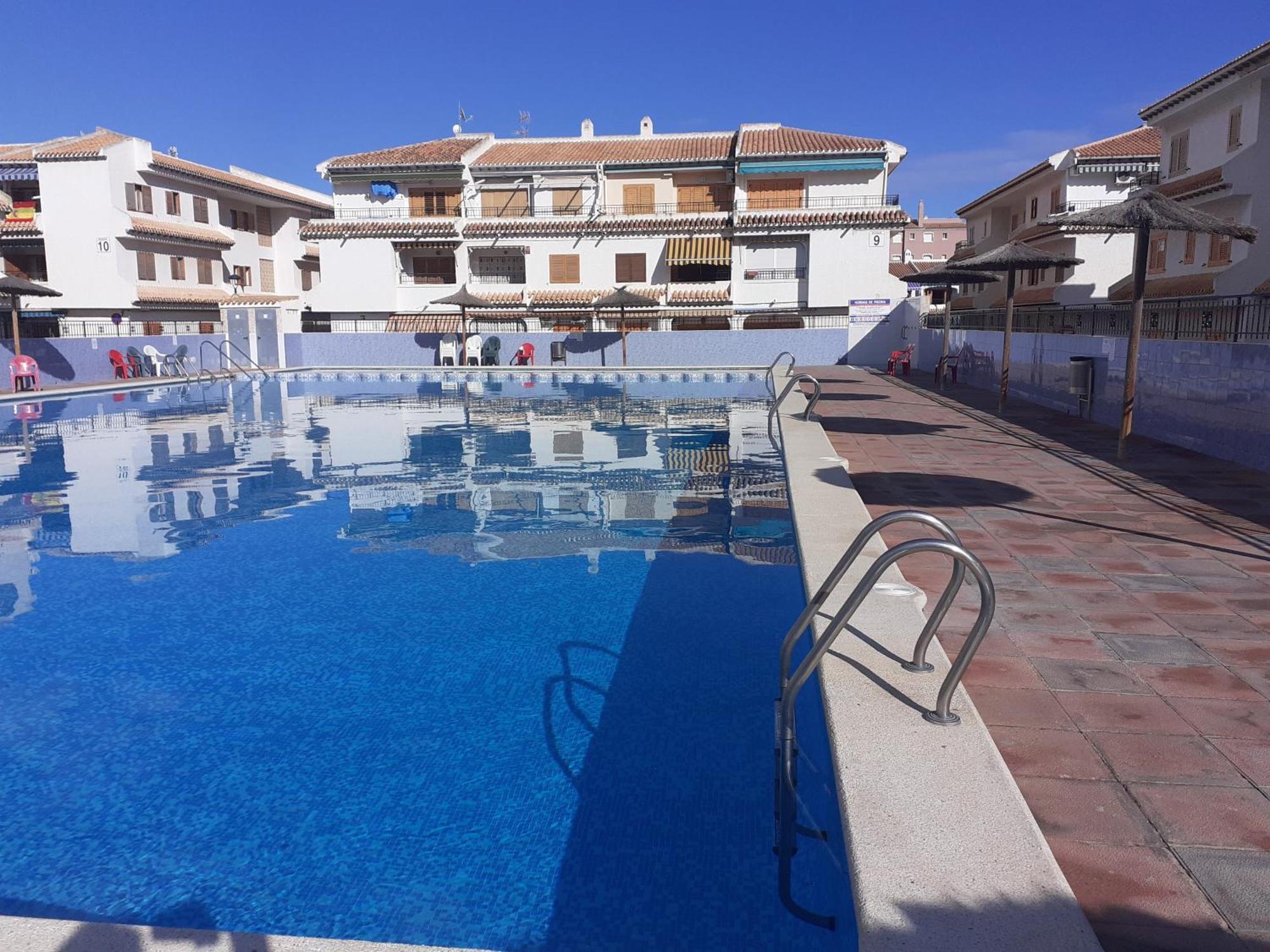 Apartamento Santa Pola, En Playa Del Tamarit Con Piscina. Dış mekan fotoğraf